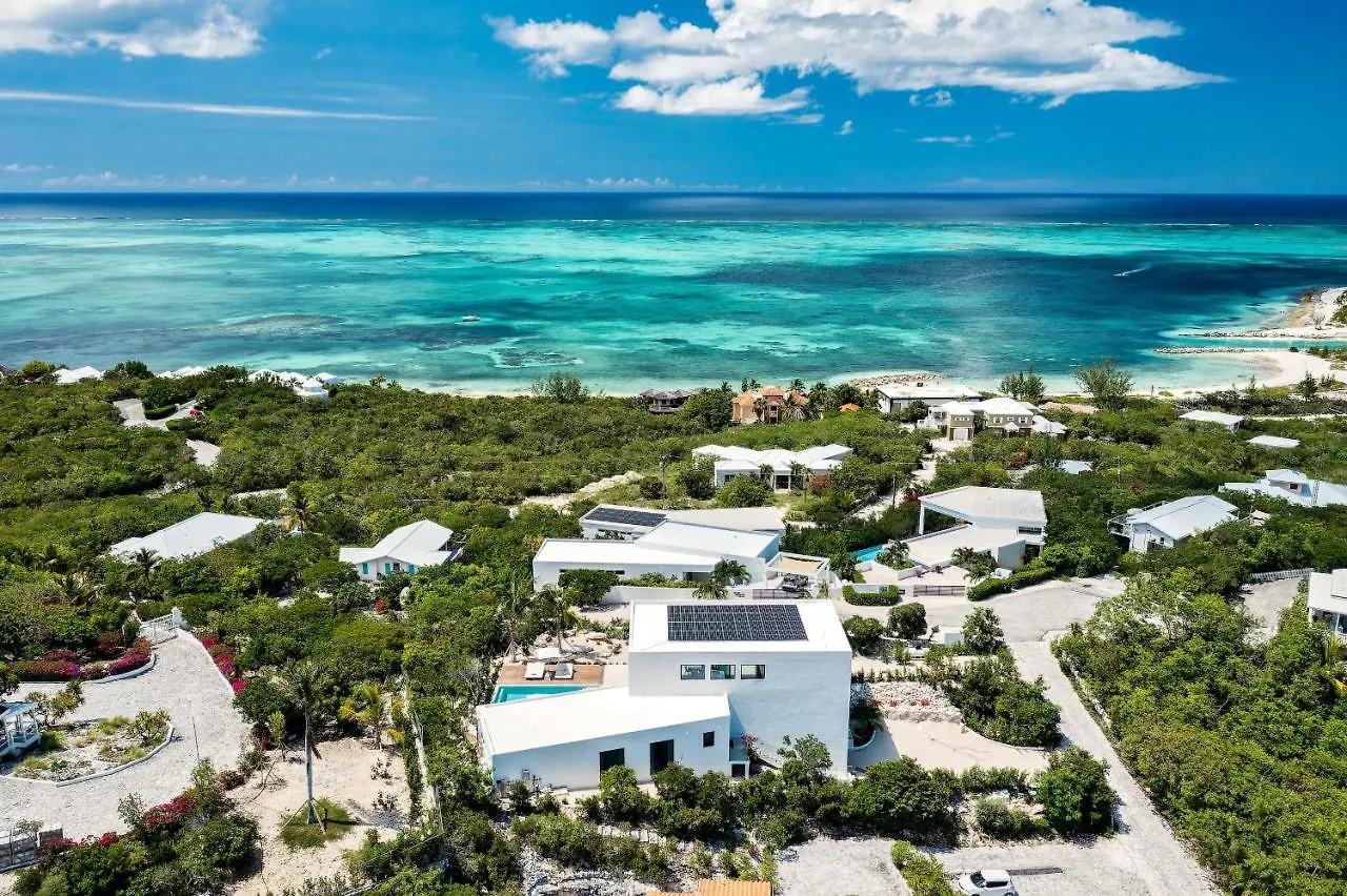 Beachwood Villa Turtle Cove Isole Turks  e Caicos