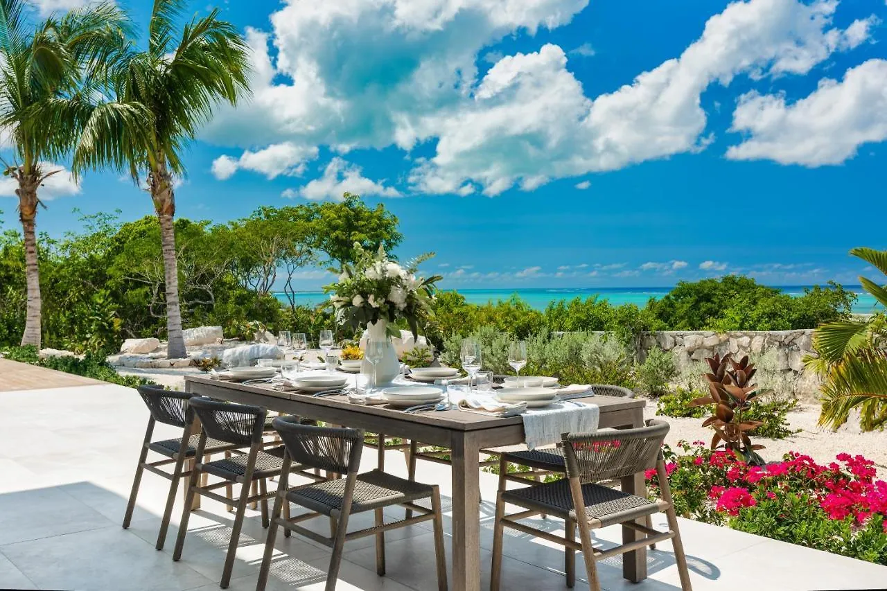 Beachwood Villa Turtle Cove Isole Turks  e Caicos